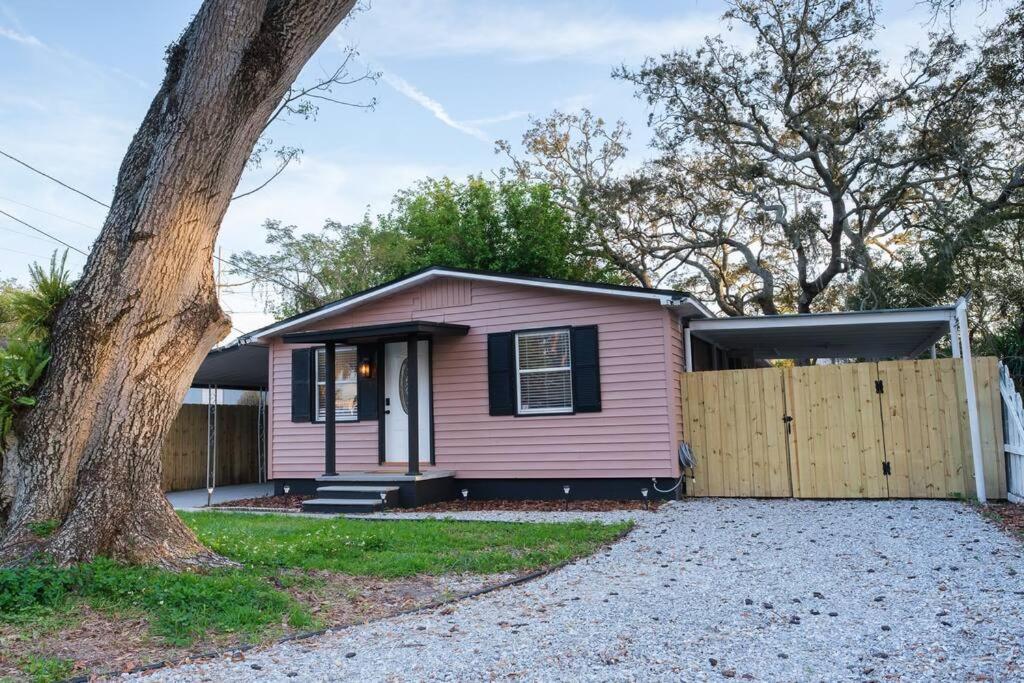 House Near Tampa Zoo And Busch Gardens, Free High Speed Wifi Villa Exterior foto