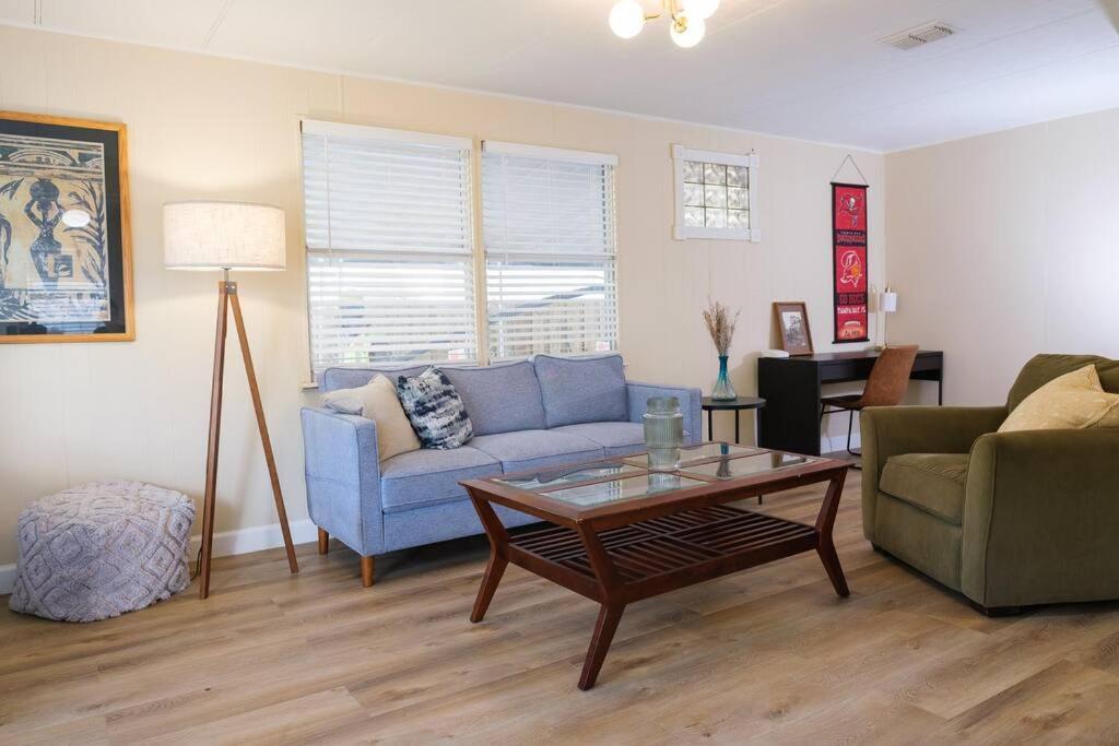 House Near Tampa Zoo And Busch Gardens, Free High Speed Wifi Villa Exterior foto