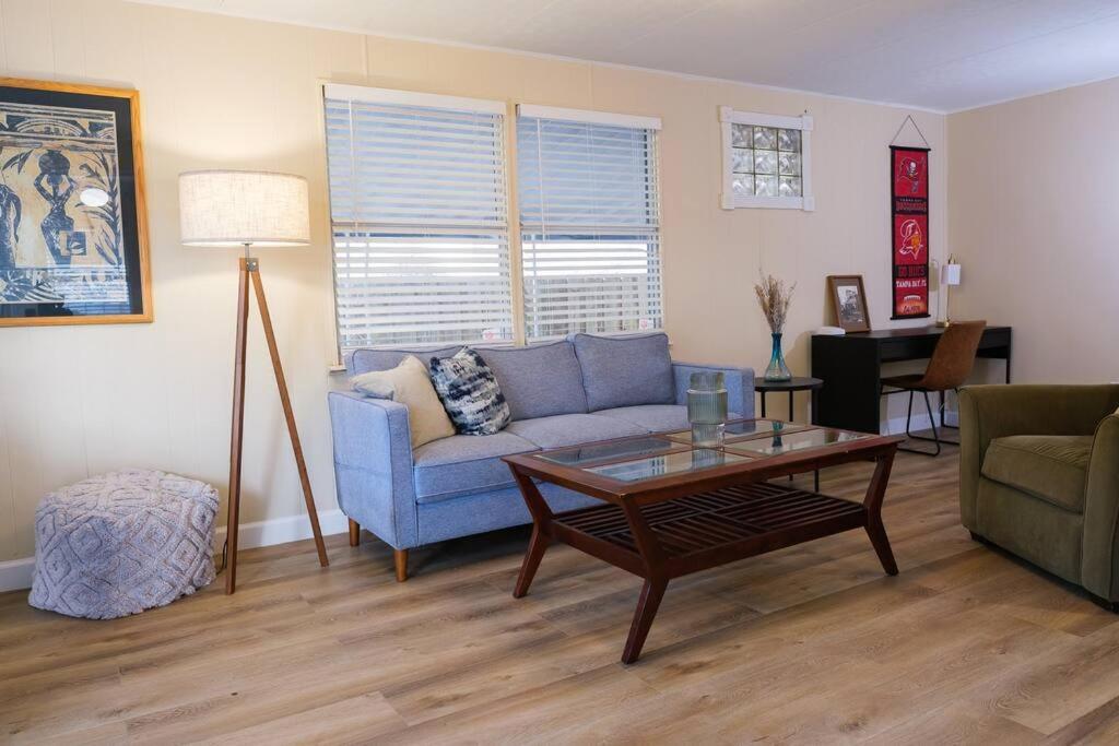 House Near Tampa Zoo And Busch Gardens, Free High Speed Wifi Villa Exterior foto